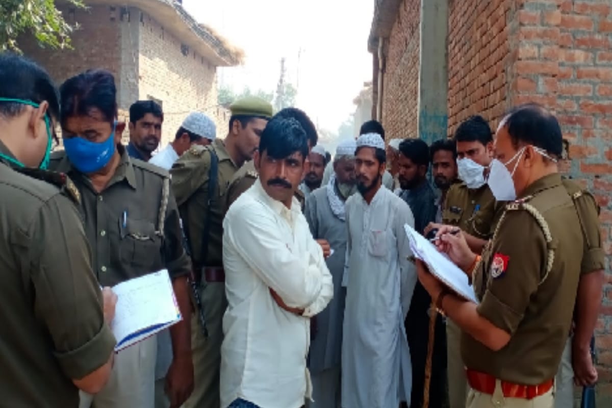 Saharanpur news: Panchayat convened to settle the dispute, shot two people