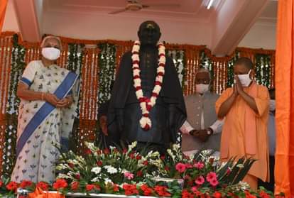 सरदार वल्लभभाई पटेल जयंती : राज्यपाल आनंदी बेन पटेल व मुख्यमंत्री योगी आदित्यनाथ