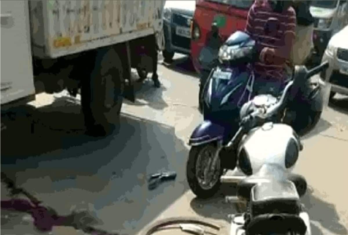 Major Road accident in Gurugram overspeeding Vehicle hits seven vehicles after a bullet bike