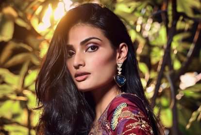 Athiya shetty birthday special here know about her