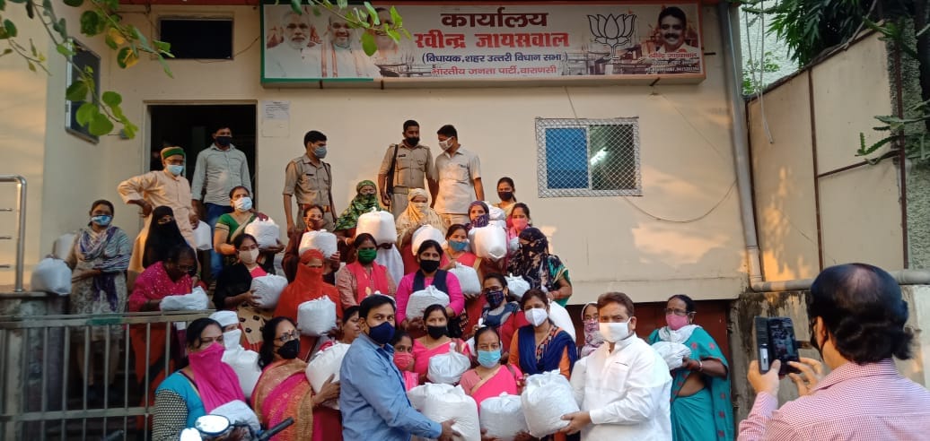 Minister of State Ravindra Jaiswal adopts 125 Anganwadi centers of Varanasi North Assembly constituency