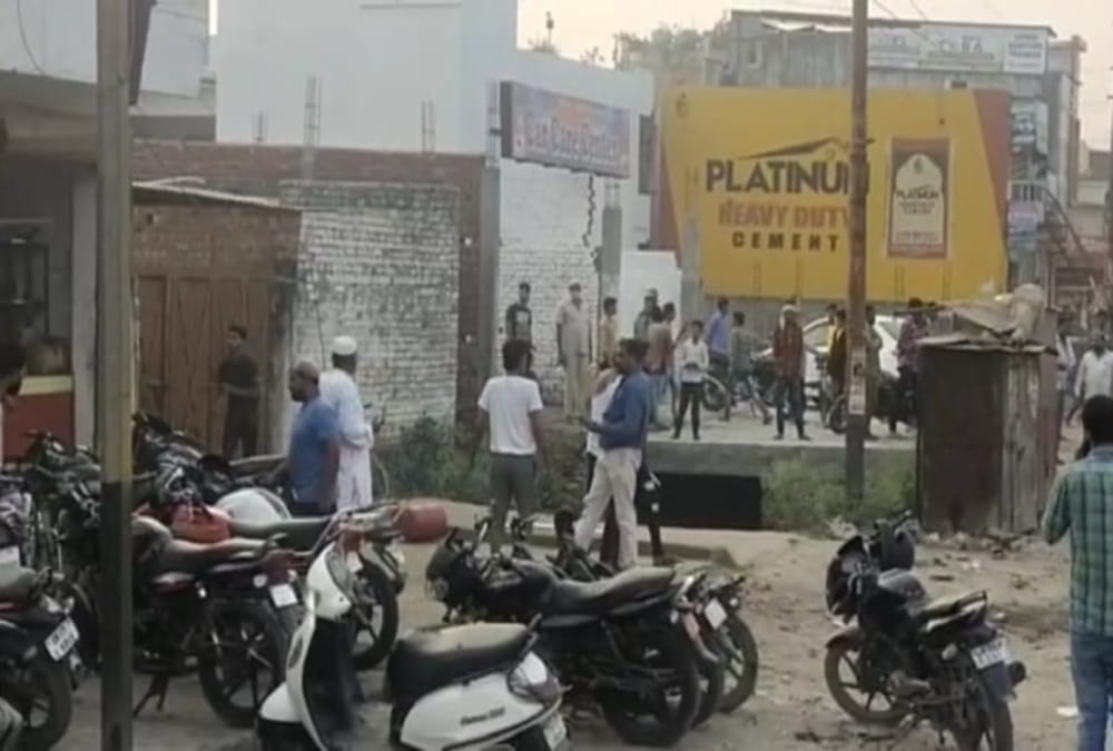 Roorkee Latest News: Ruckus and Beaten Stone Pelting for Car Parking