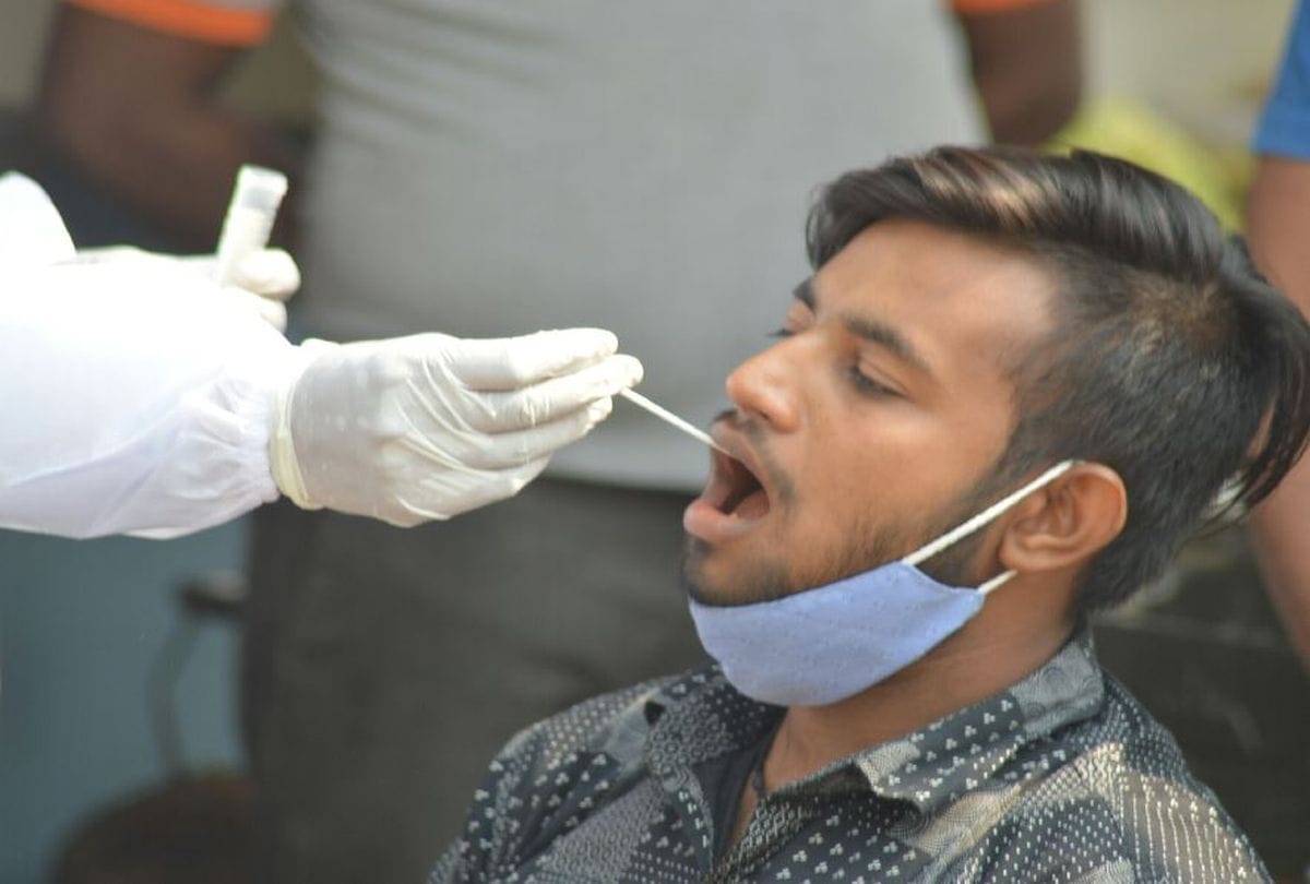 second wave of corona is very dangerous know about symptoms and preventions in hindi