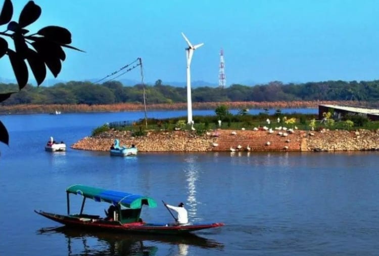 After seven months, enjoy boating in Sukhna Lake from today