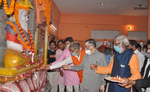What is the deal with government faith .. Society's participation was not seen on Valmiki Jayanti