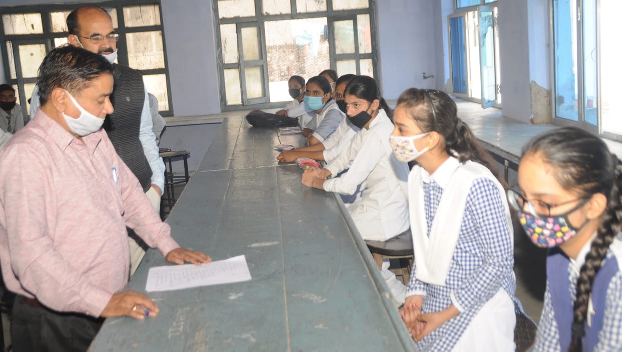 Quiz competition held on the birth anniversary of Sardar Patel