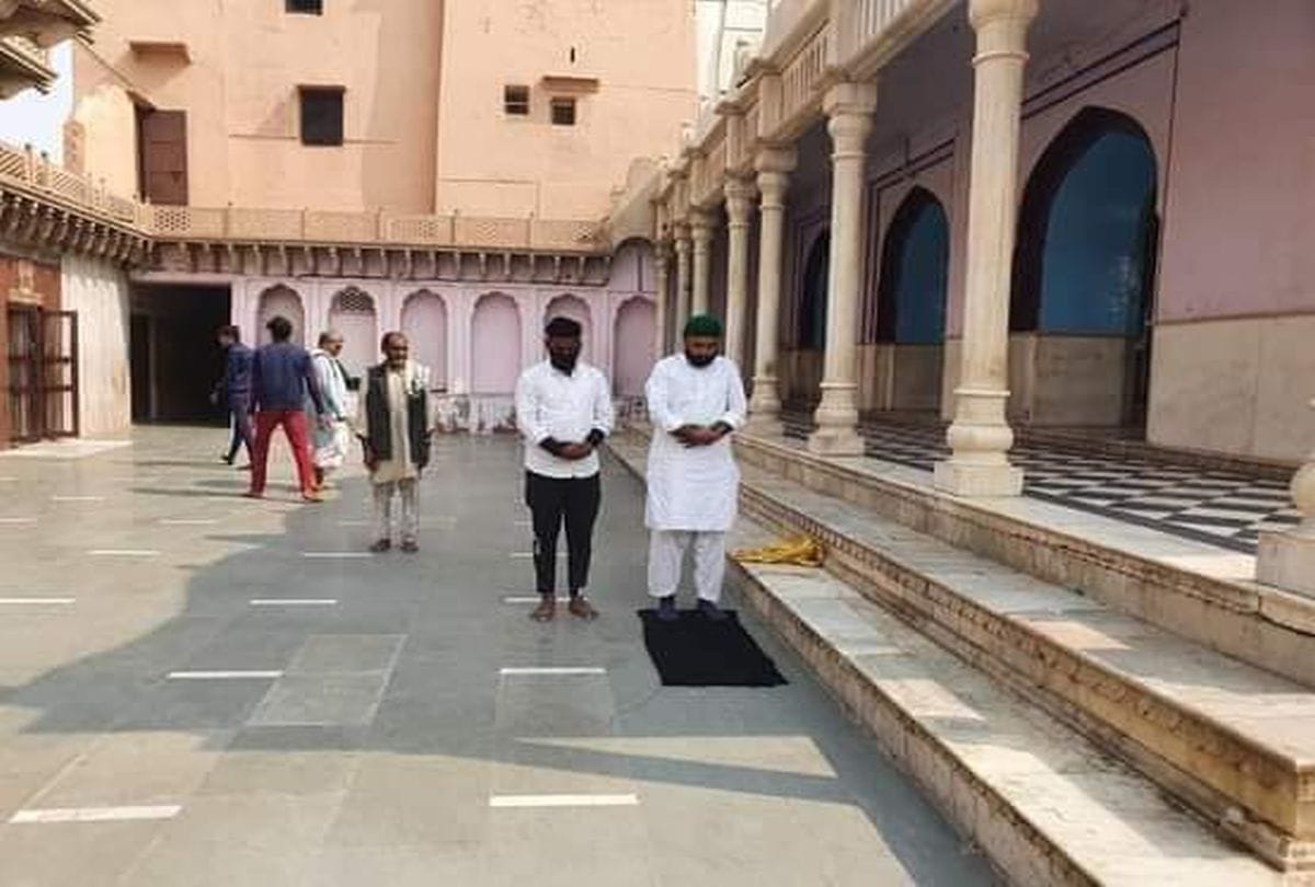 Muslim pilgrims offer namaj in Nandababa temple in Mathura