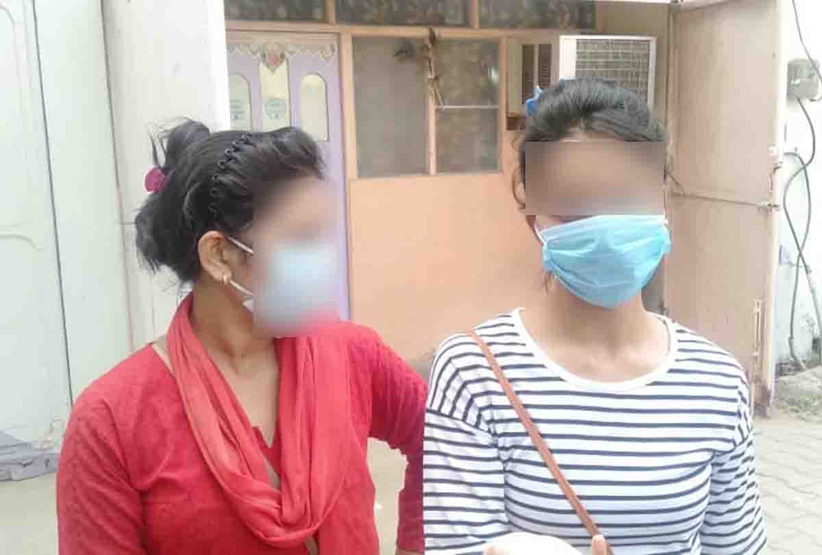 girls beaten to Congress District President with shoes, video goes viral