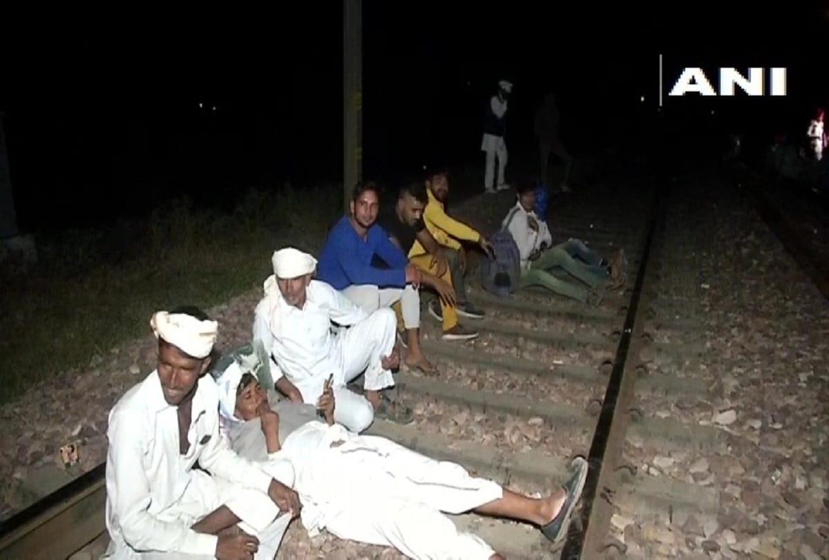 Gurjar Agitation, Members of Gurjar Community block railway track in Bharatpur as part of their agitation demanding reservation