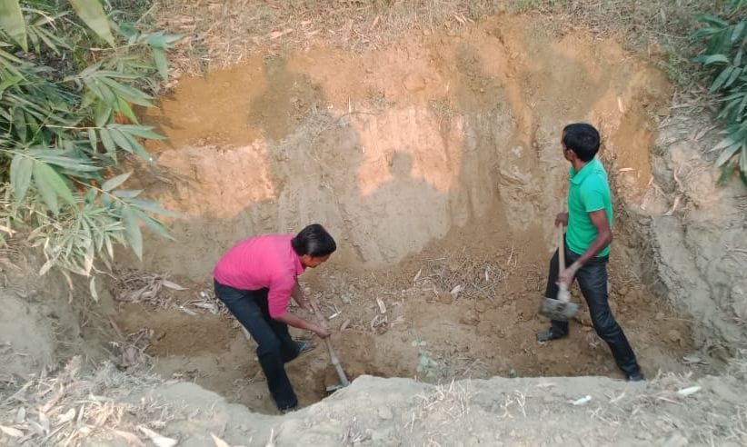 parali se banegi khaad