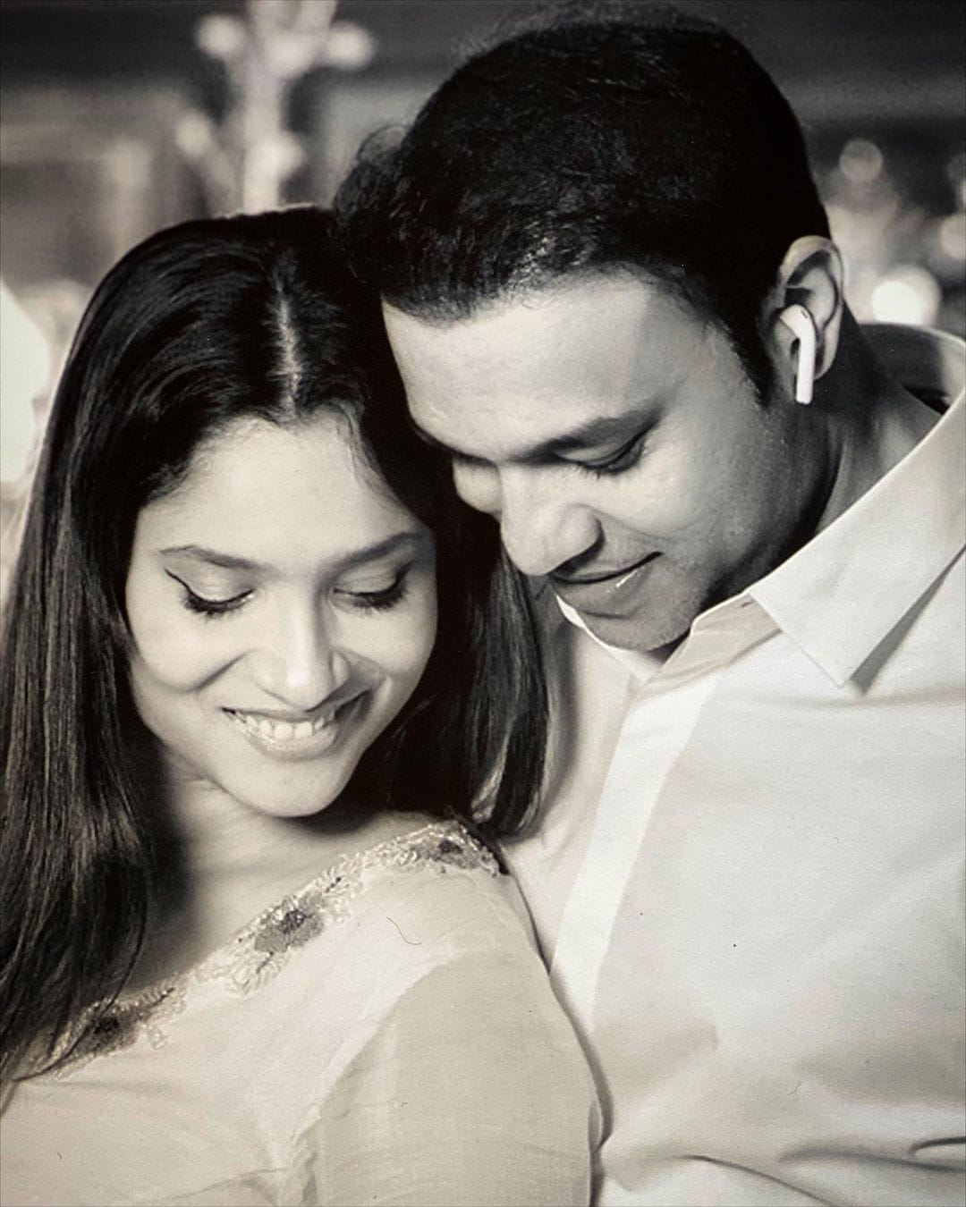 Ankita Lokhande Completes 3 years with Vicky Jain, Shares Romantic Video on Special Occasion