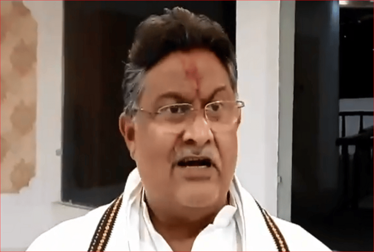 madhya pradesh by election police filed a complaint against a congress leader and three others