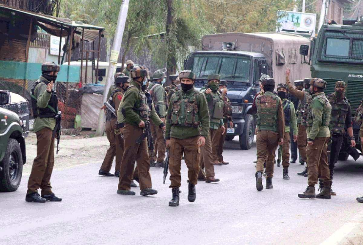 TRF terrorist Zahoor Ahmad arrested killing of three BJP workers in Kulgam Jammu Kashmir Police