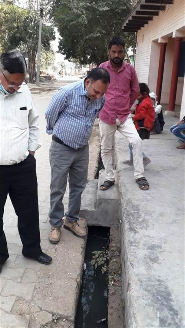 Hathras: Health officials took stock after the death of a woman in Kukatai