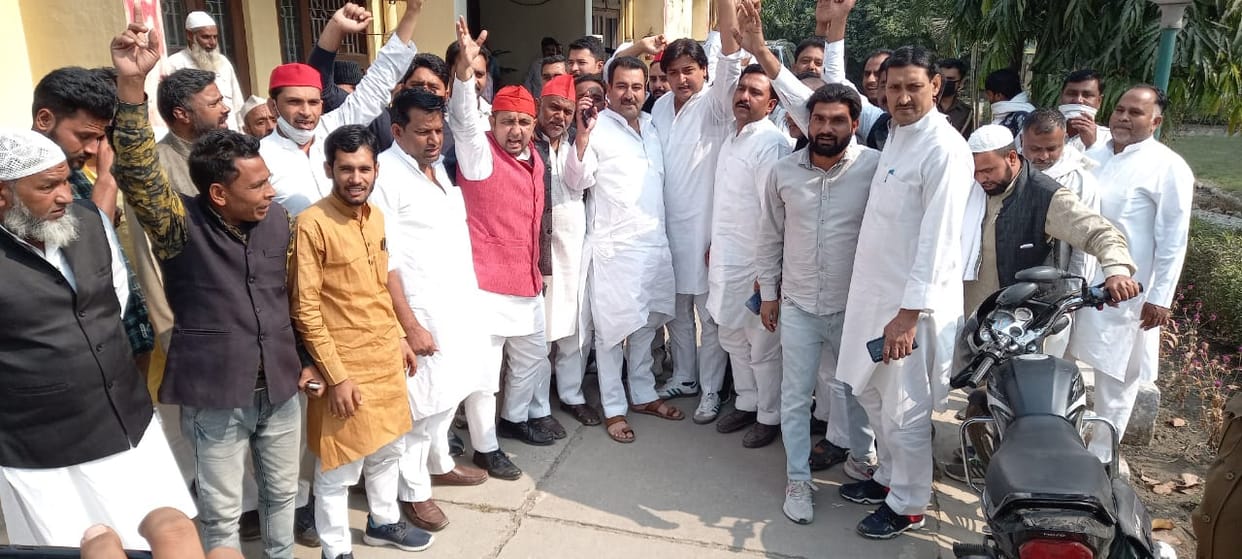 SP RLD leaders going to Jail Bharo movement stopped