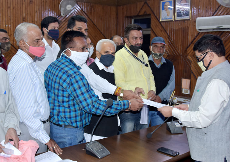 Brahmin Chetna Parishad submitted memorandum to deputy collector