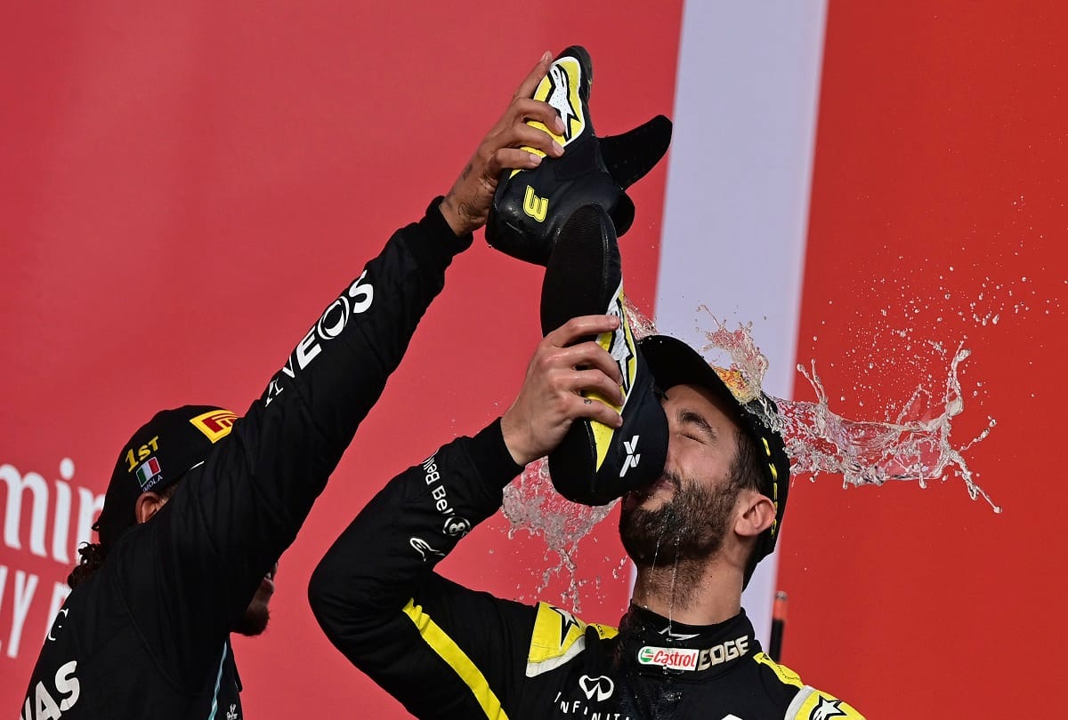 Lewis Hamilton wins a record 93rd by winning the Emilia Romagna Grand Prix