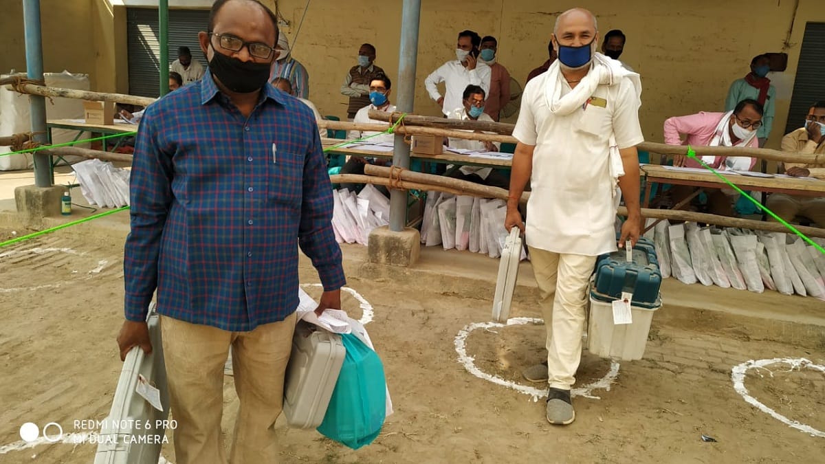 UP bye election: Voting will start from tomarrow for malhani seat in upchunav in jaunpur Distribution of EVMs and voting materials