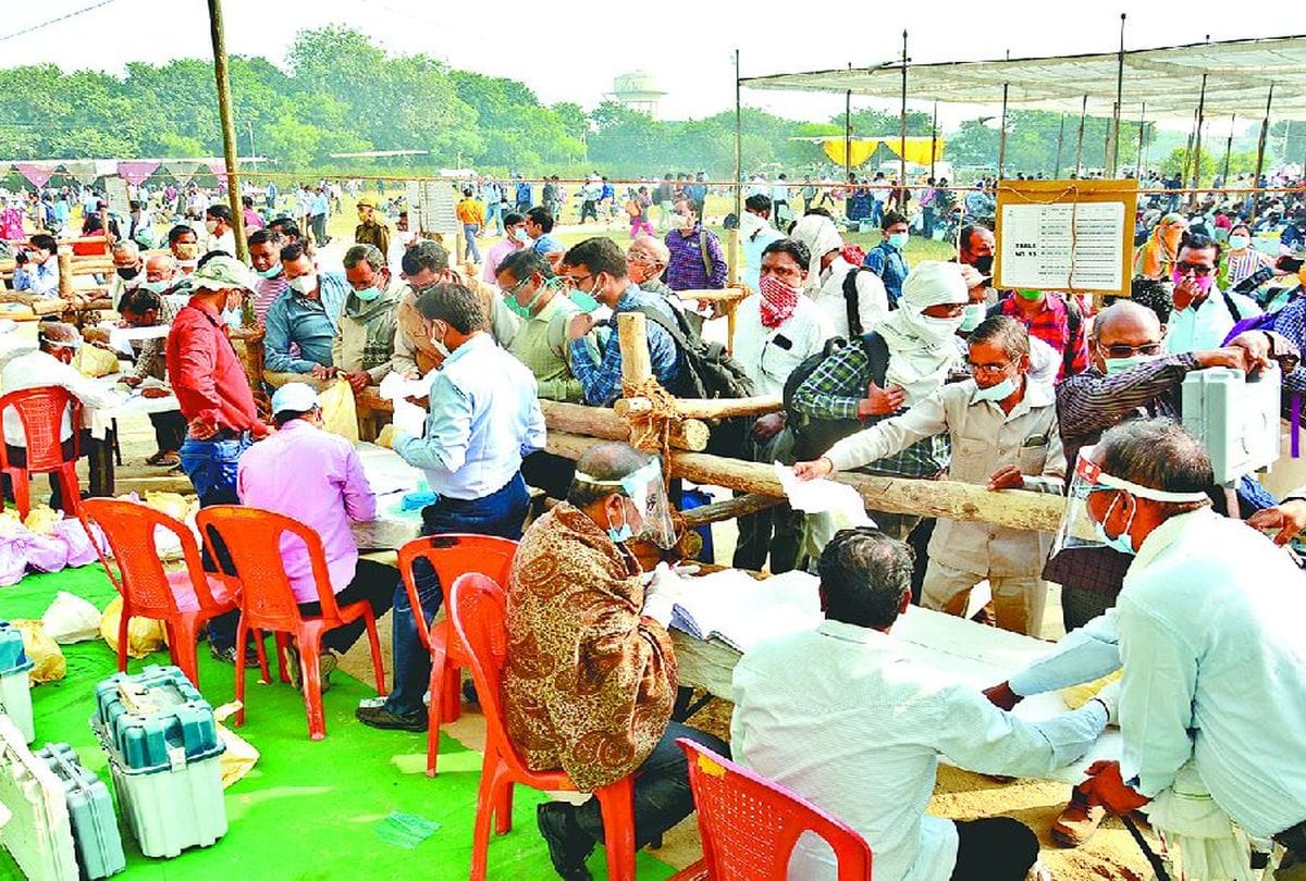 Tundla Assembly By Election 558 Voting Center Ready For Cast Vote