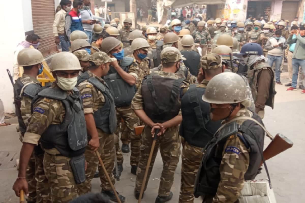 Shamli News: SP MLA Nahid Hassan ruckus with supporters for seven hours in Kairana