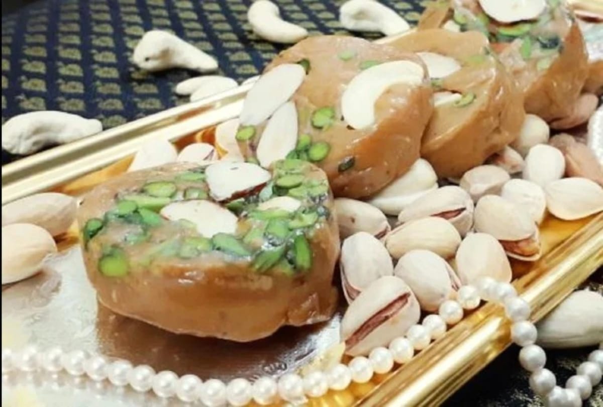 diwali 2020 food recipes try sohan halwa at home