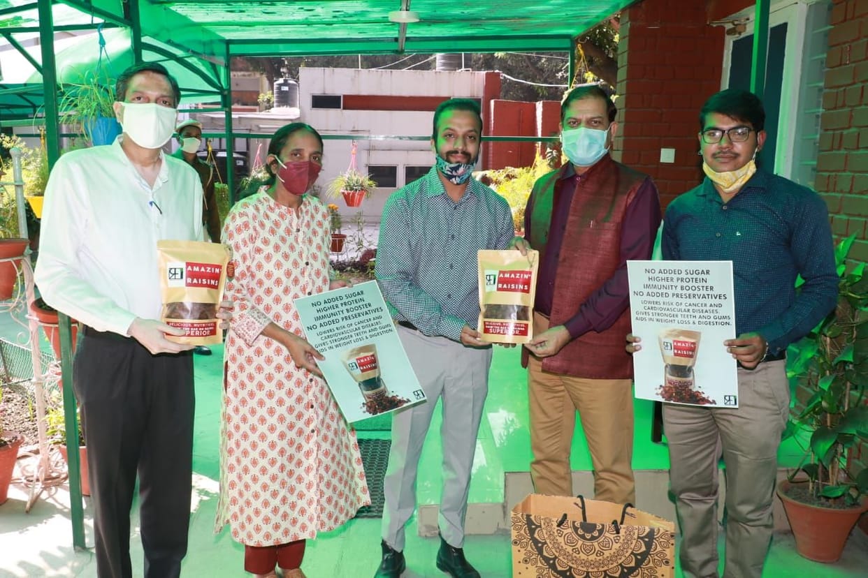 PU students start startup .. Keeping fruits safe without chemicals