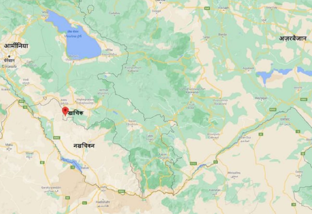 How is the situation in Armenian village, located three kilometers from Azerbaijan - Ground report