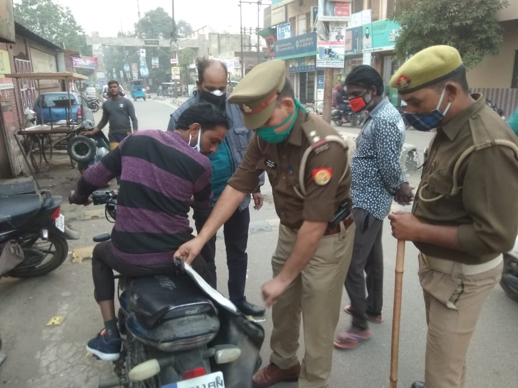 Checking campaign conducted at police checkpoints