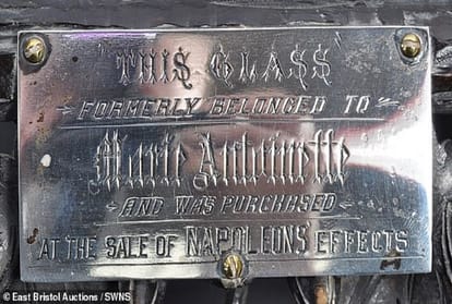 Family Stunned To Learn That Their Bathroom Mirror Once Belonged To France queen Marie Antoinette