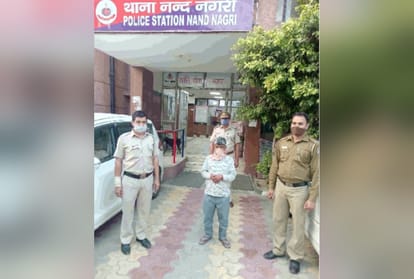 Delhi girl protested against sexual assault then uncle aunt killed her kept body in bed box now both arrested