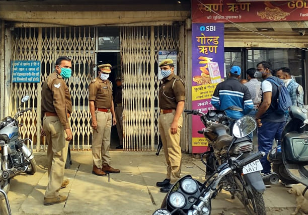 Security of banks and ATMs increased on festivals
