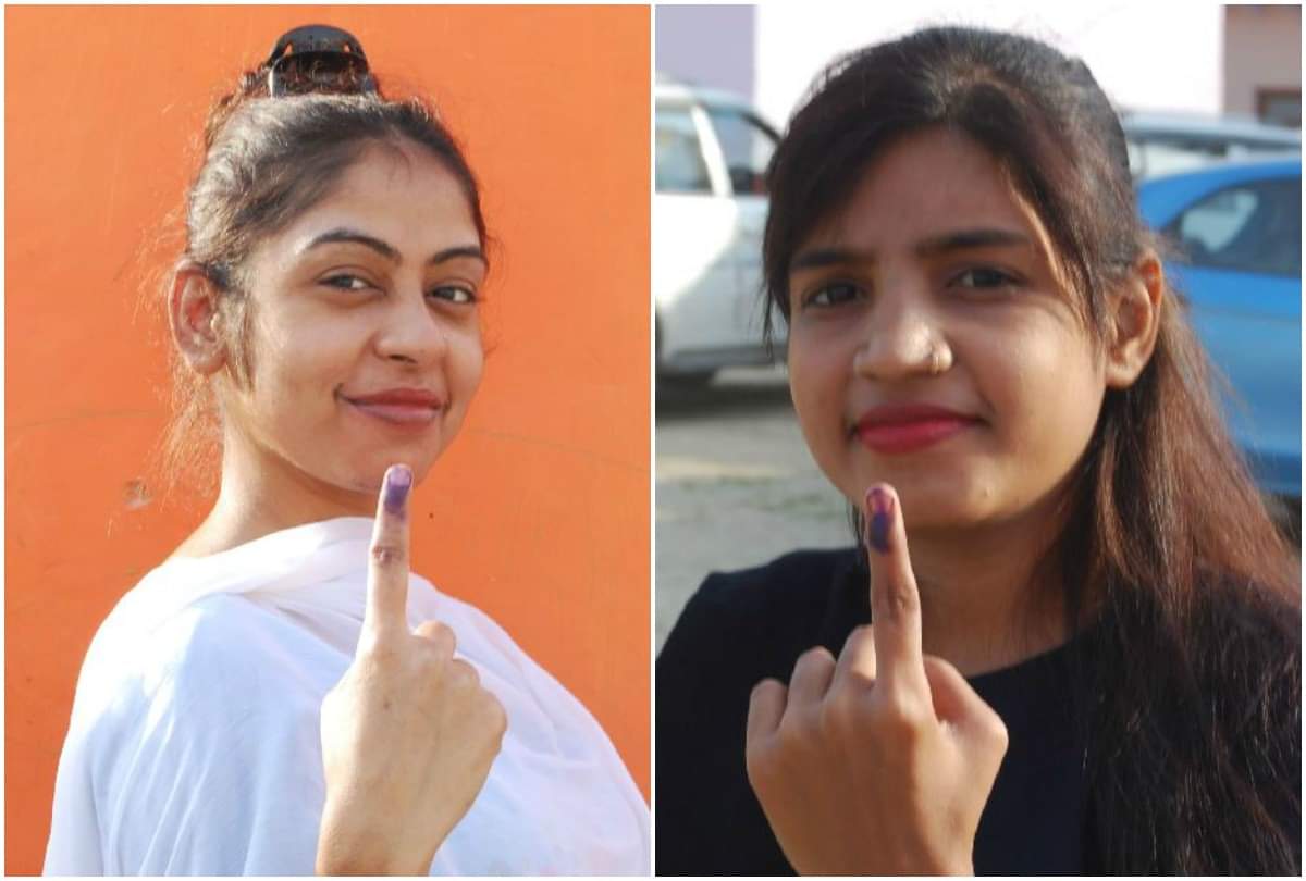 Tundla By Election 2020: First Voter Cast Vote For Assembly