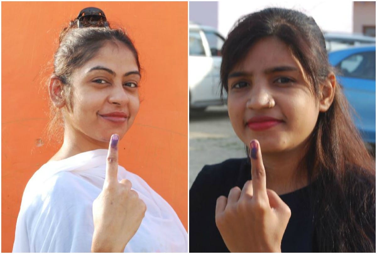 Tundla By Election 2020: First Voter Cast Vote For Assembly
