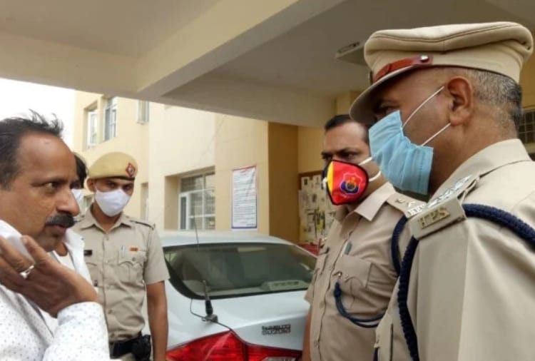 Haryana News in Hindi: Person brutally murdered astrologer in Haryana