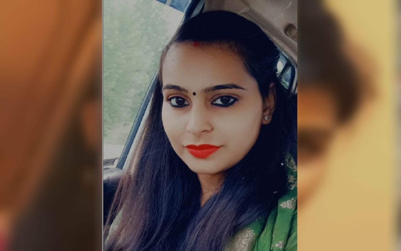 Karva chauth 2020: Husband  from the borderof the country sent a precious gift to his spouse
