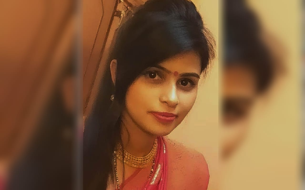 Karva chauth 2020: Husband  from the borderof the country sent a precious gift to his spouse