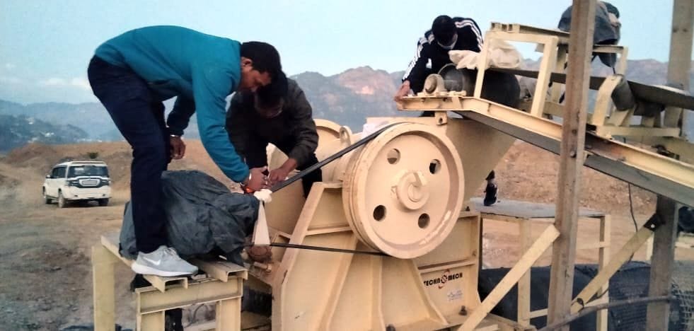 Ceased stone crusher in Devkatiya