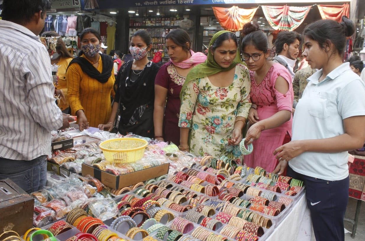 prepartion for karva chauth festival