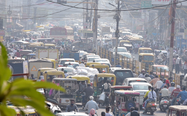 Crowd in markets increased in festivals