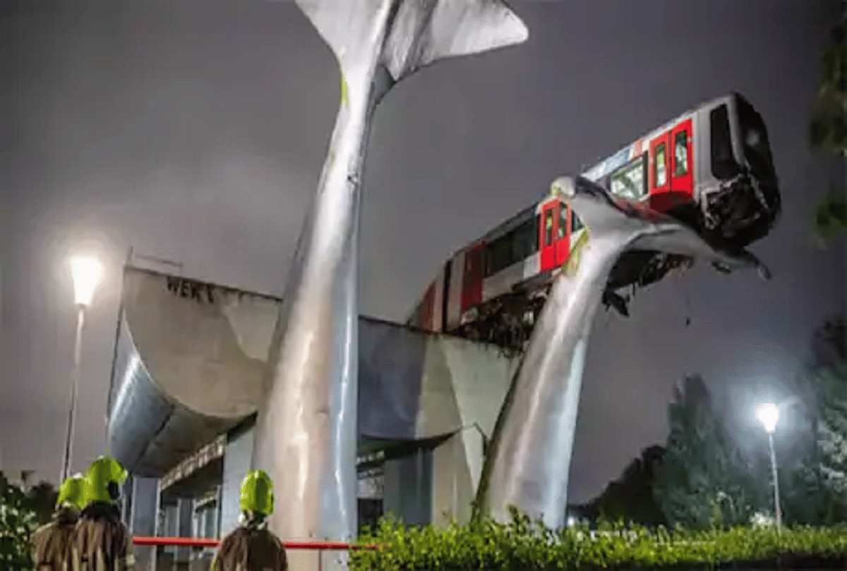 netherlands metro train out of control lands on whale sculpture after crashing