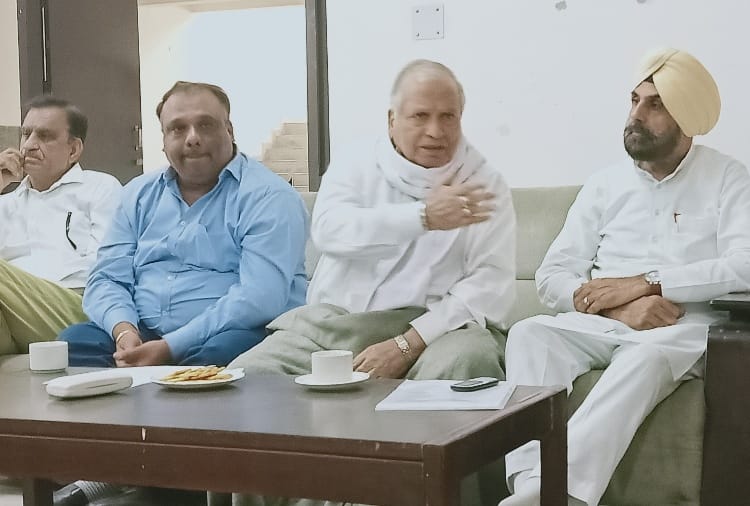 Punjab News in Hindi: Former BJP minister gave controversial statement over Farmers protest in Punjab