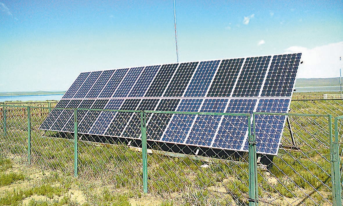 Unemployed showing interest in CM Solar self-employment scheme