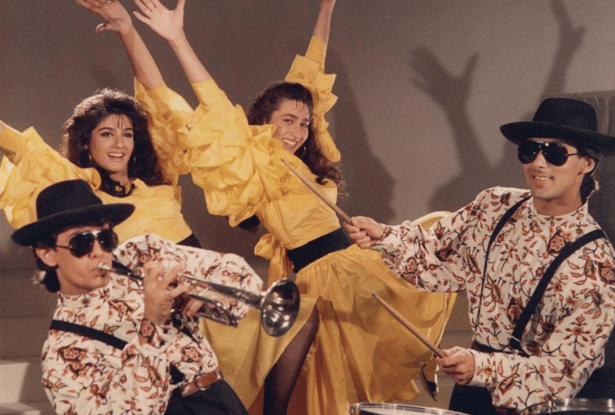 Andaz Apna Apna Completes 26 of release watch Transformation from Aamir Khan To Salman Khan