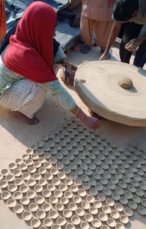 Lakshmi Pujan will get special pooja plate on Deepawali
