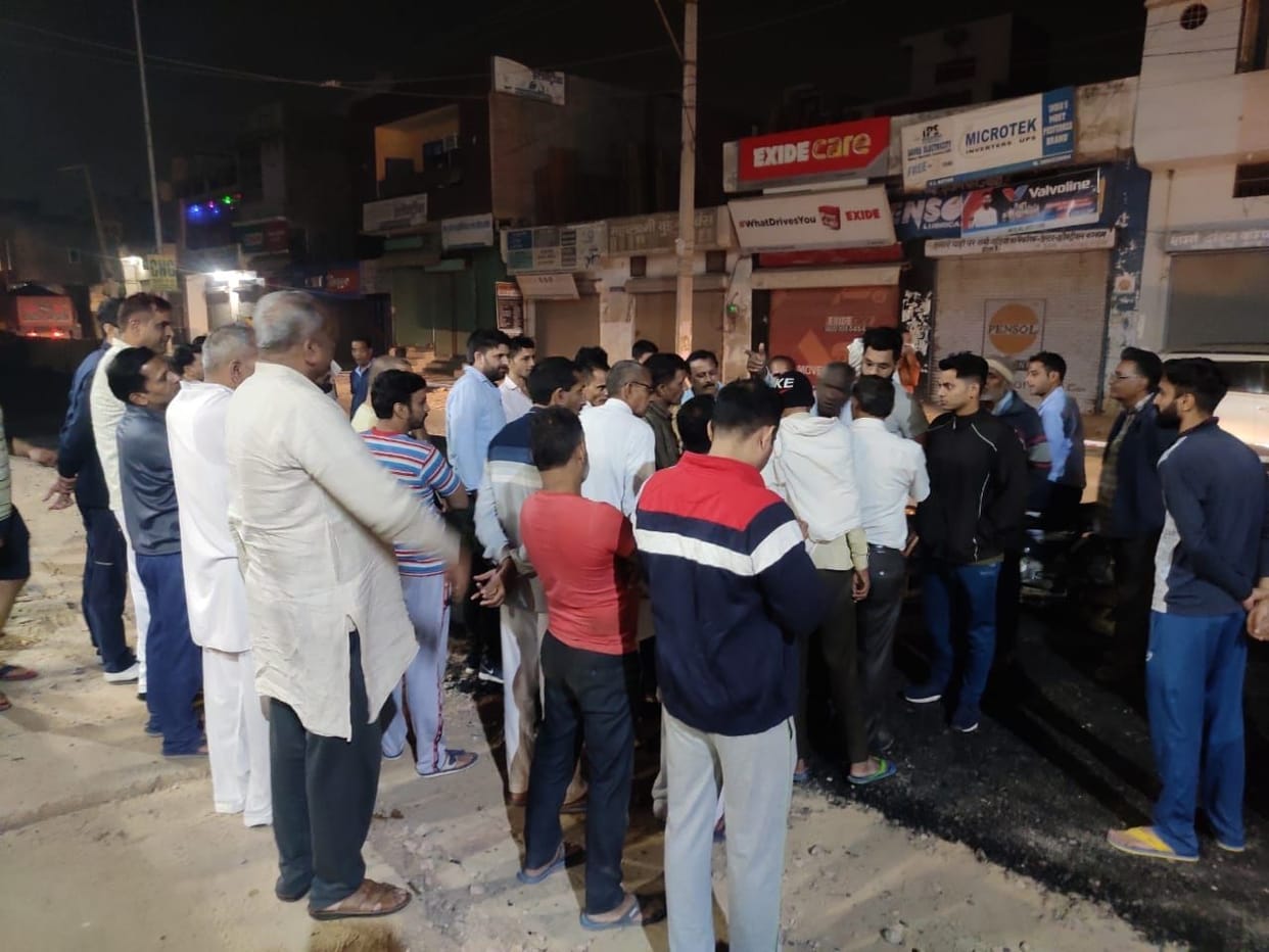 People expressed anger over the poor quality of the under construction road