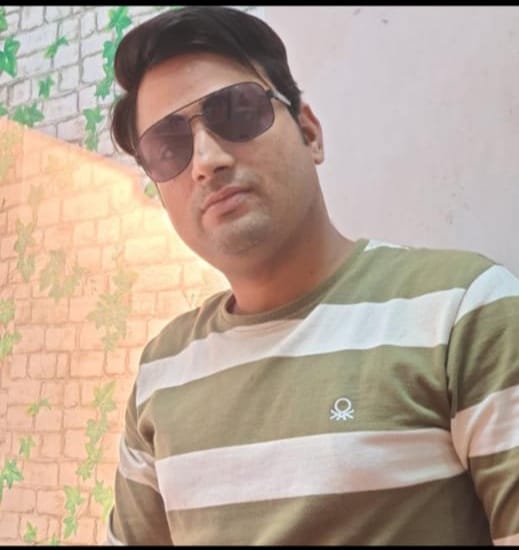 teacher died in road accident