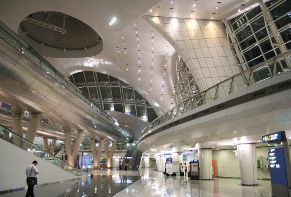most beautiful and luxurious airports in the world