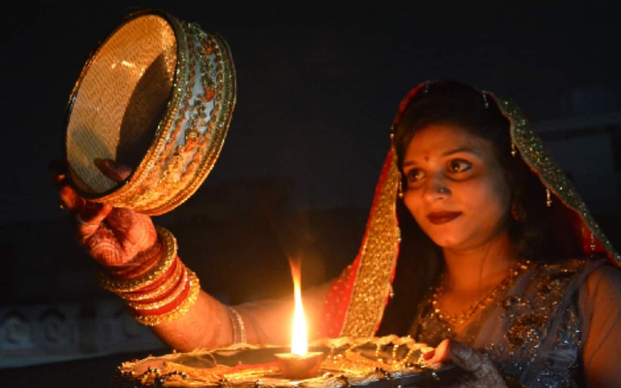Karwa chauth 2021: Karwa chauth 2021 moon of Karwa Chauth will come out in Rohini Nakshatra know shubh muhurat and puja vidhi