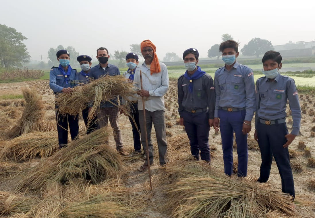 Students made farmers aware not to burn stubble