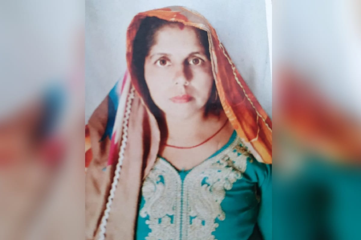 UP News: Five bodies were cremated in a village of Rohta at Meerut city